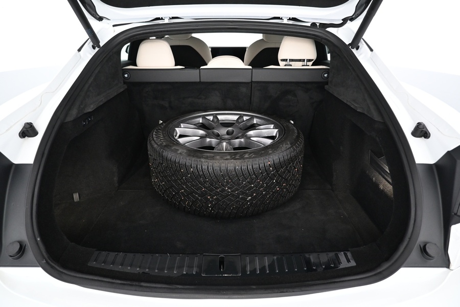 Tesla Model S vaihtoauto