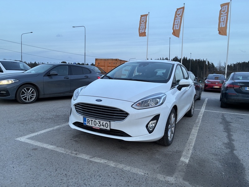 Ford Fiesta vaihtoauto
