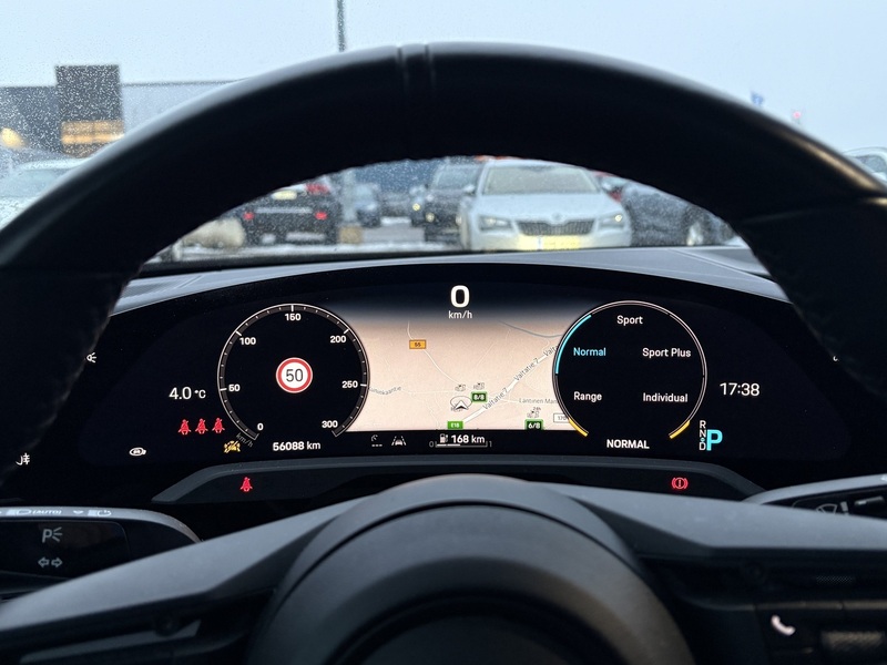 Porsche Taycan vaihtoauto