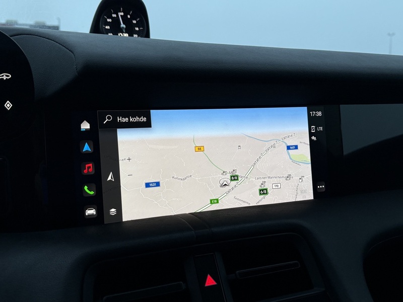 Porsche Taycan vaihtoauto