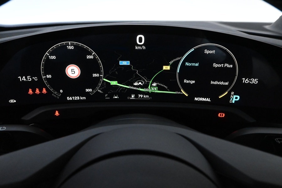 Porsche Taycan vaihtoauto