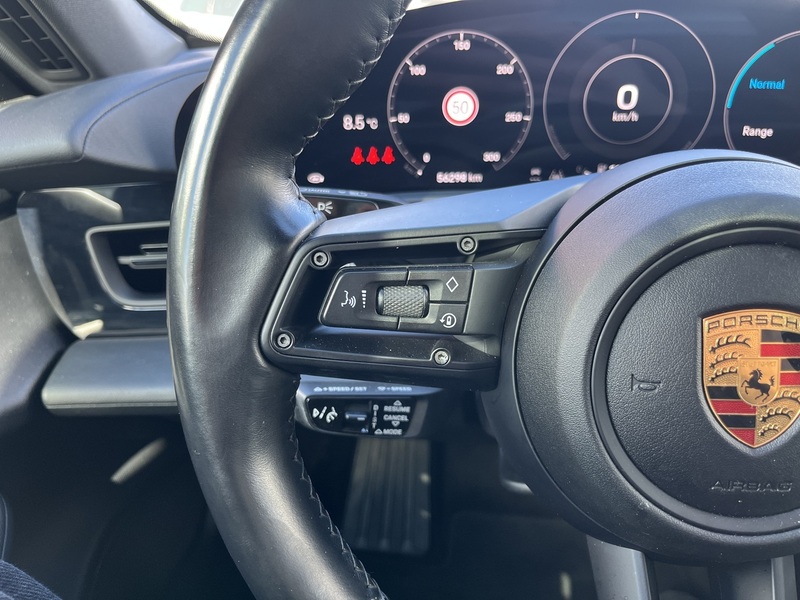 Porsche Taycan vaihtoauto