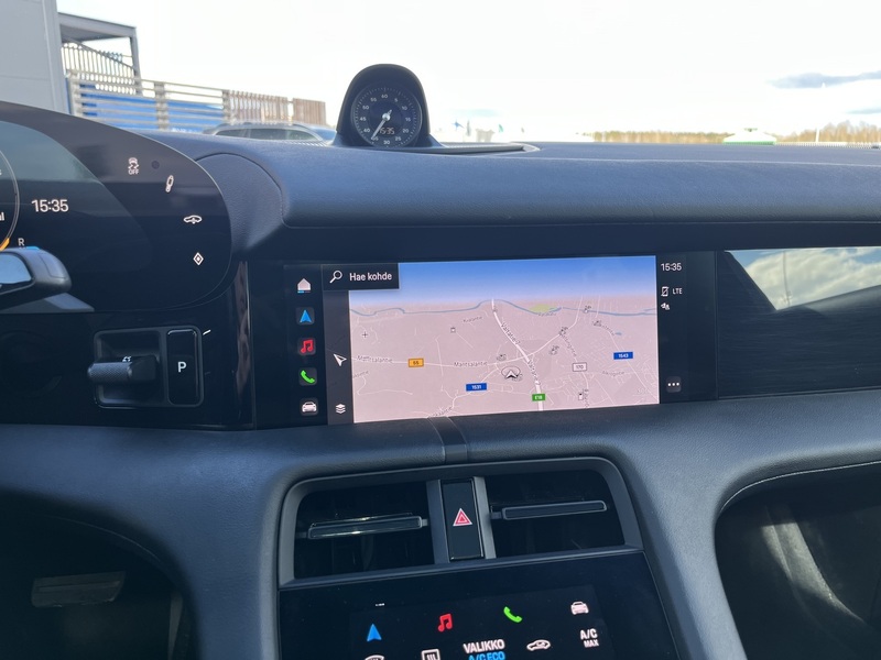 Porsche Taycan vaihtoauto