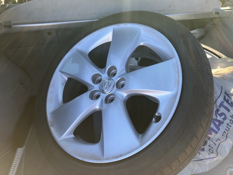 Toyota Prius vaihtoauto