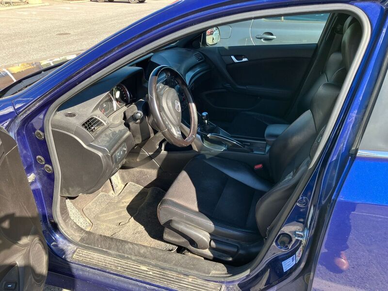 Honda Accord vaihtoauto