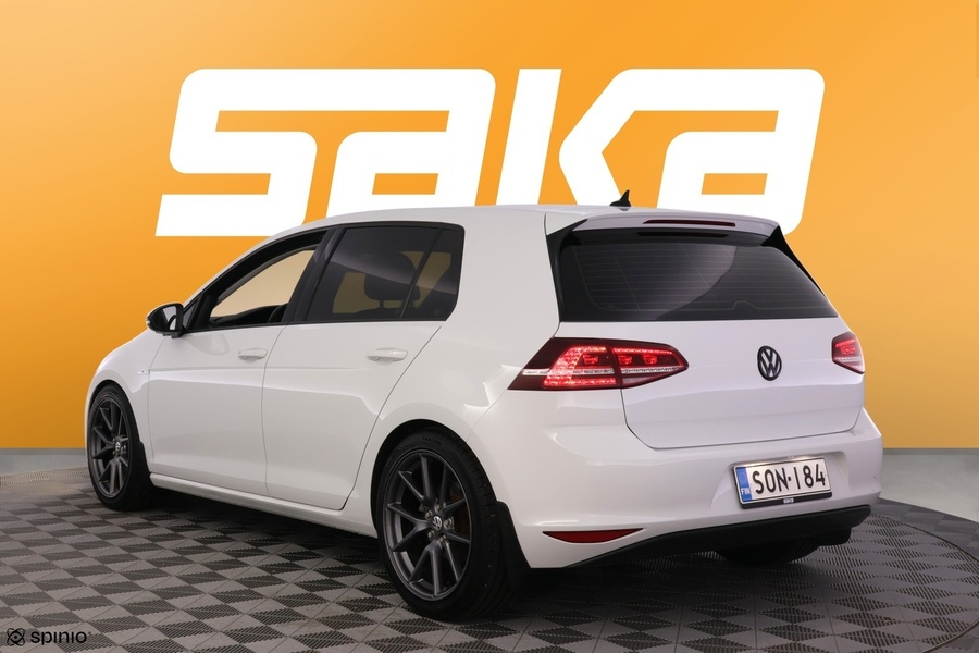 Volkswagen Golf vaihtoauto