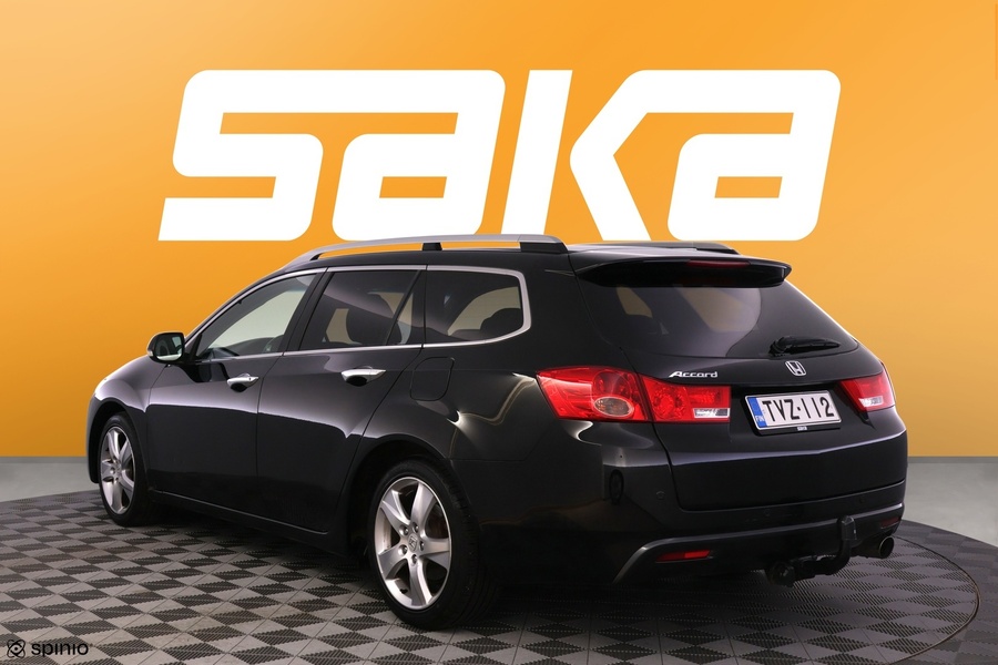 Honda Accord vaihtoauto