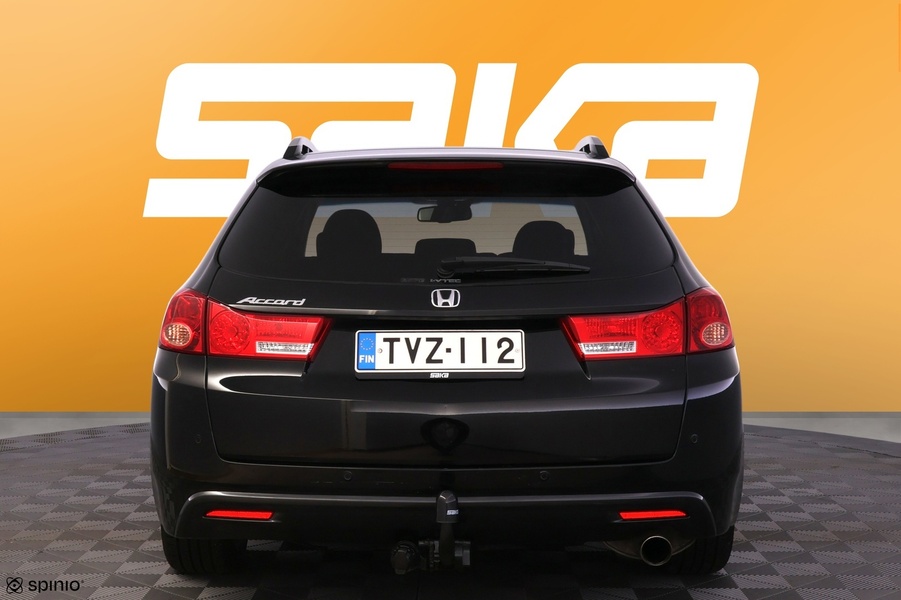 Honda Accord vaihtoauto