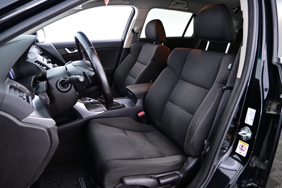 Honda Accord vaihtoauto