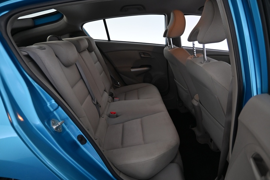 Honda Insight vaihtoauto