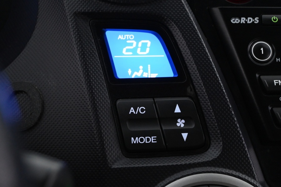 Honda Insight vaihtoauto