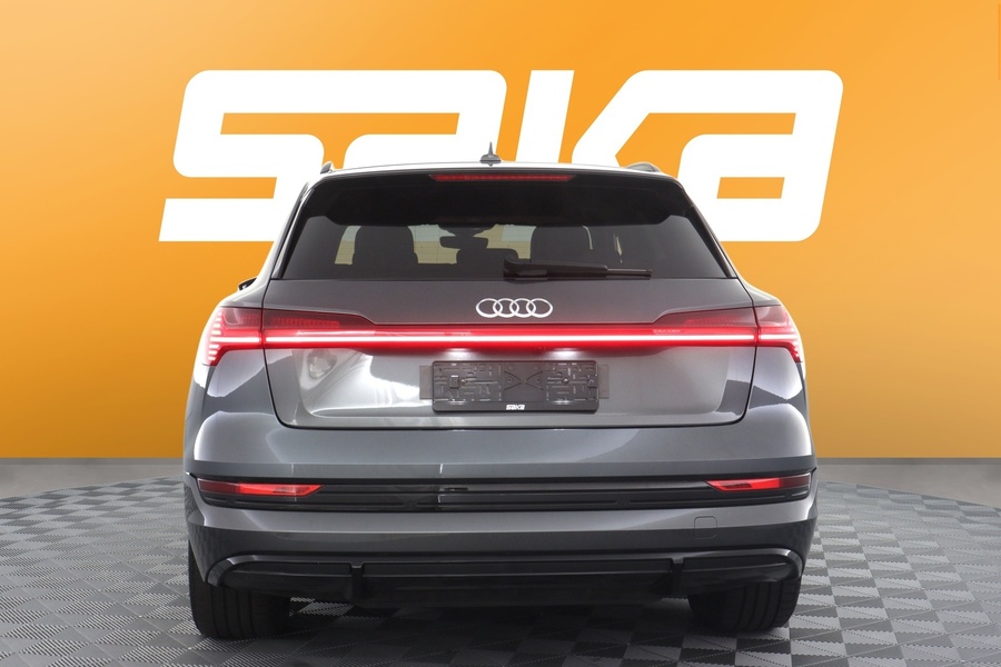 Audi e-tron vaihtoauto