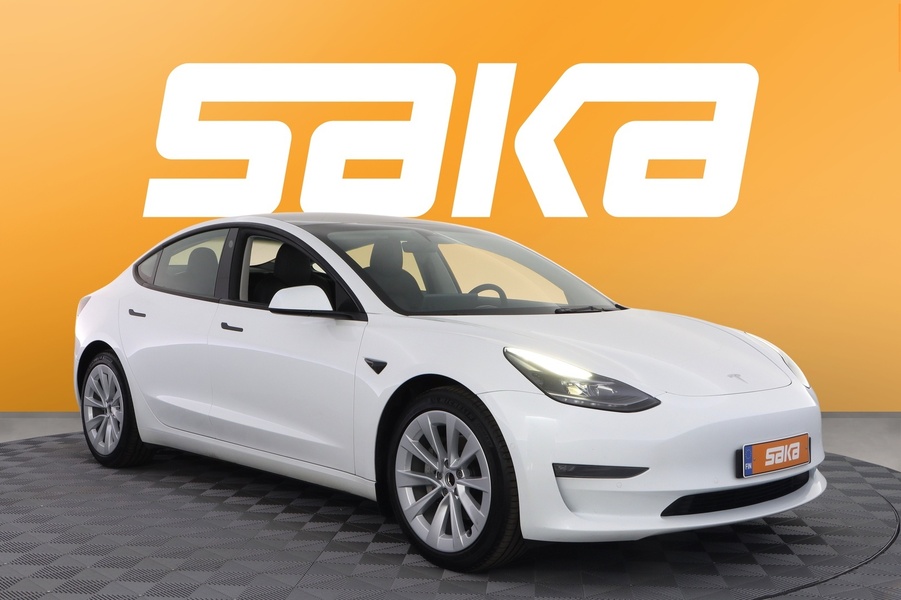 Tesla Model 3 vaihtoauto