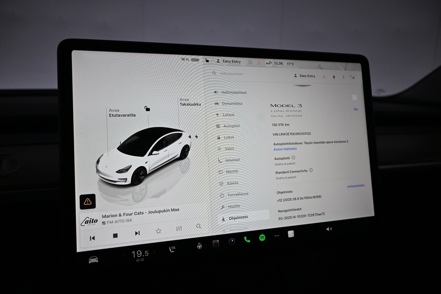 Tesla Model 3 vaihtoauto