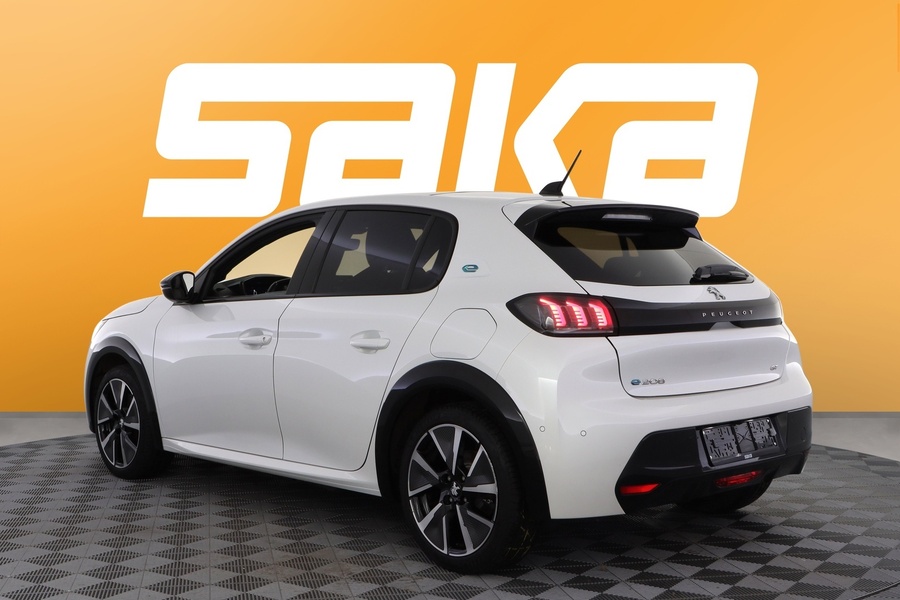 Peugeot e-208 vaihtoauto