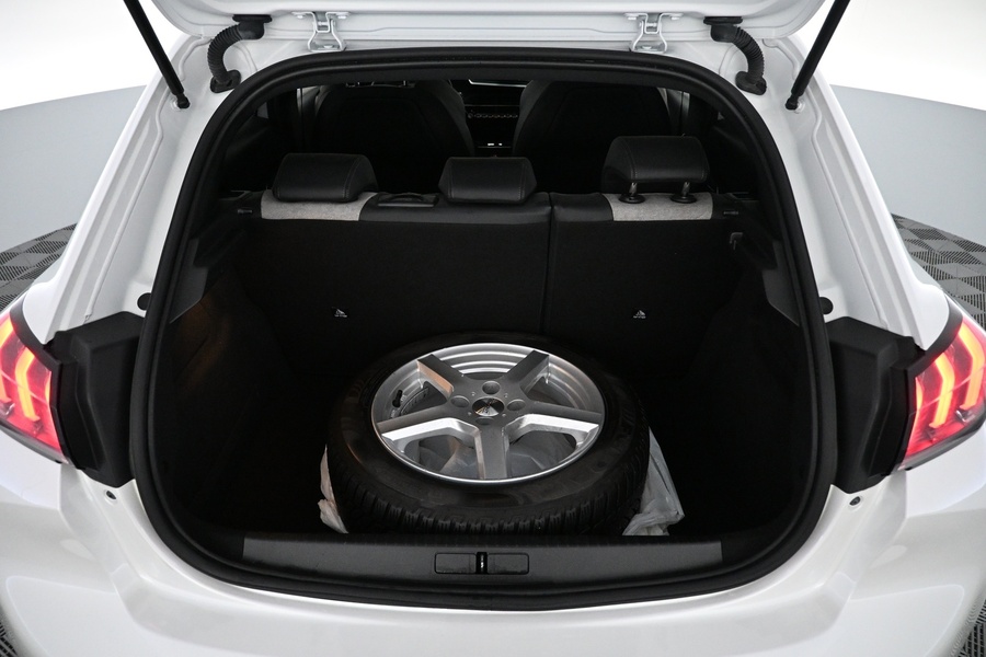 Peugeot e-208 vaihtoauto