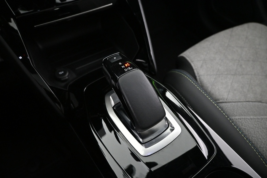 Peugeot e-208 vaihtoauto