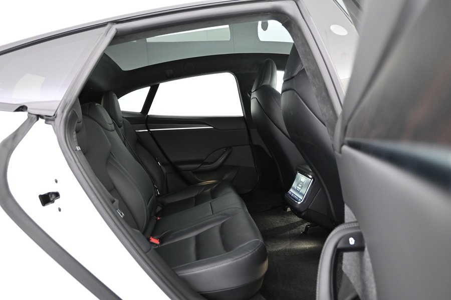 Tesla Model S vaihtoauto