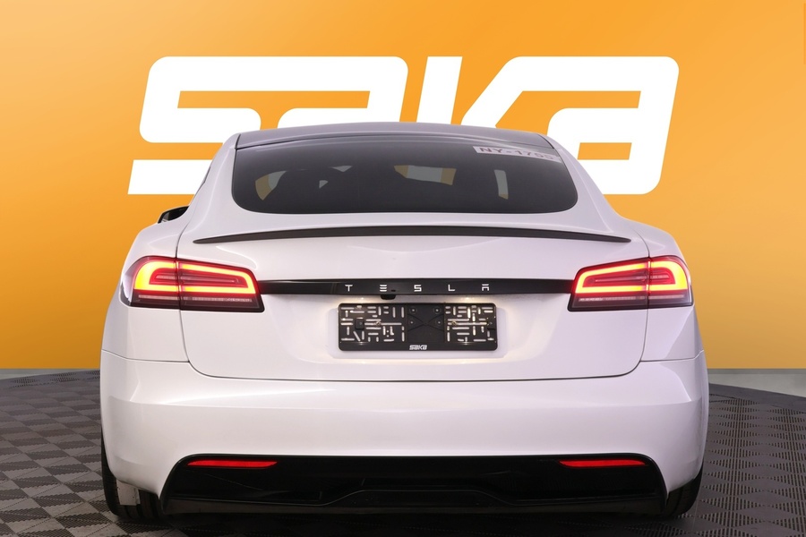 Tesla Model S vaihtoauto