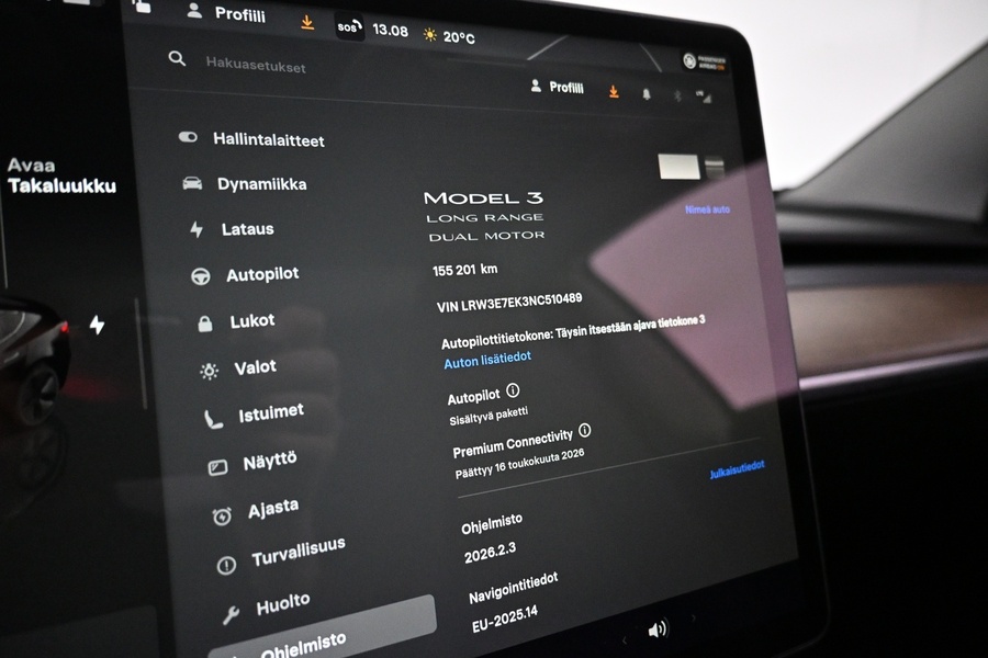 Tesla Model 3 vaihtoauto