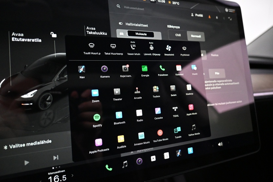 Tesla Model 3 vaihtoauto