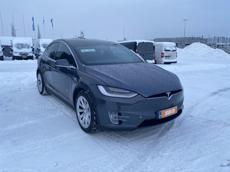Tesla Model X vaihtoauto