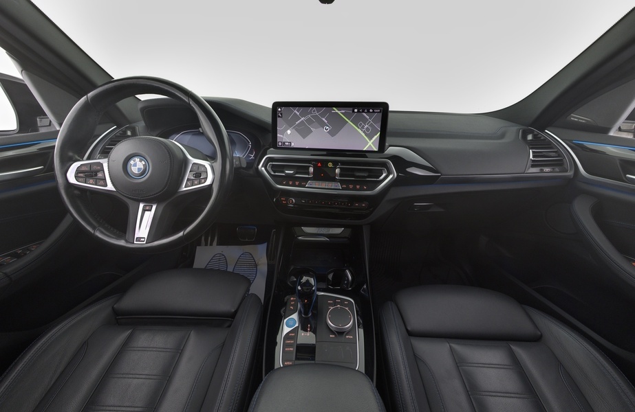 BMW iX3 vaihtoauto