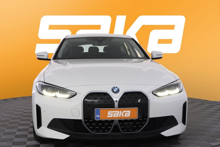 BMW i4 vaihtoauto
