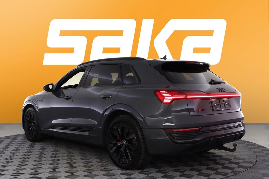 Audi Q8 e-tron vaihtoauto