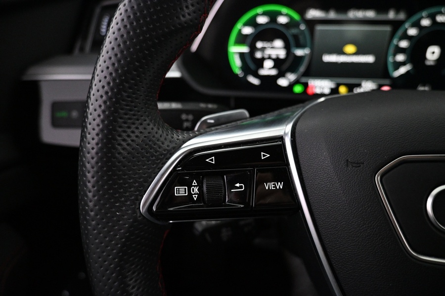 Audi Q8 e-tron vaihtoauto