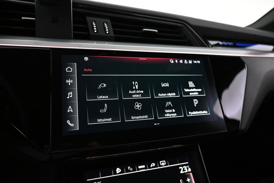 Audi Q8 e-tron vaihtoauto