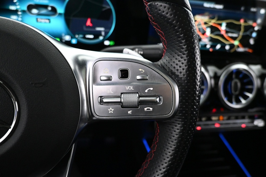 Mercedes-Benz EQA vaihtoauto