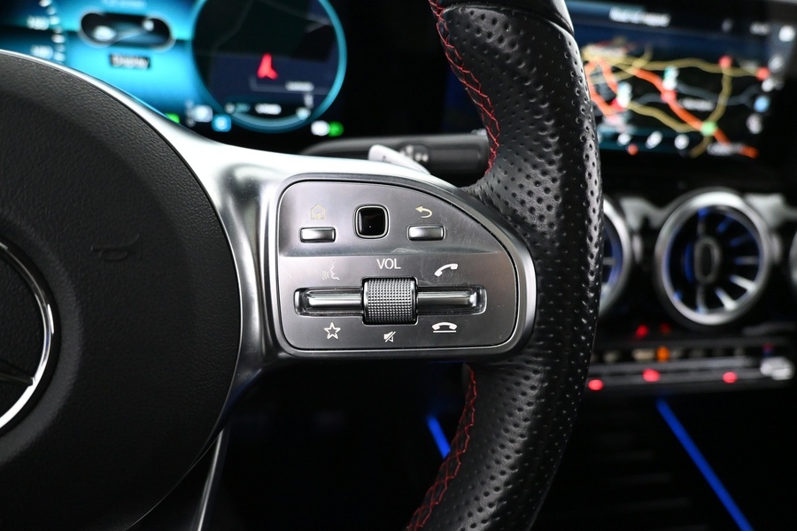 Mercedes-Benz EQA vaihtoauto