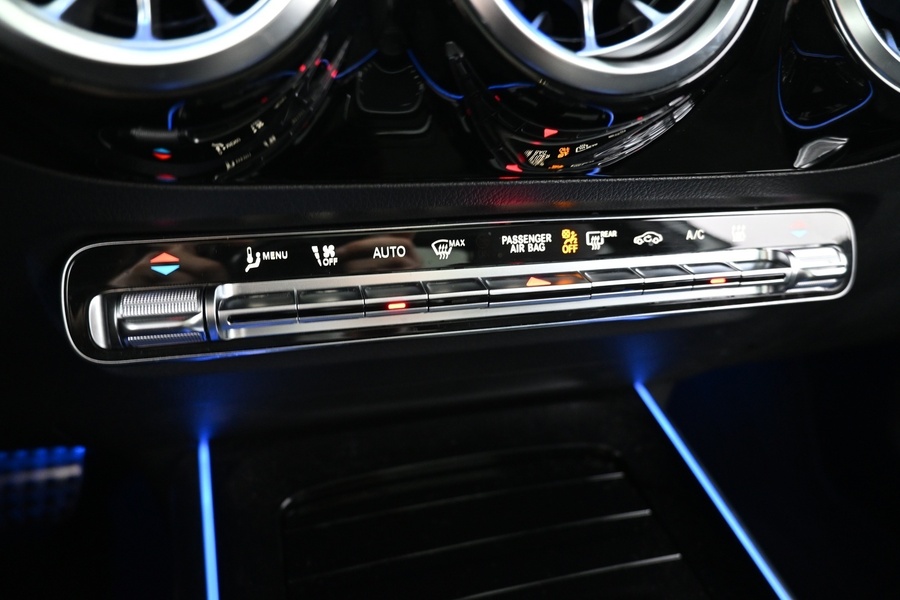 Mercedes-Benz EQA vaihtoauto