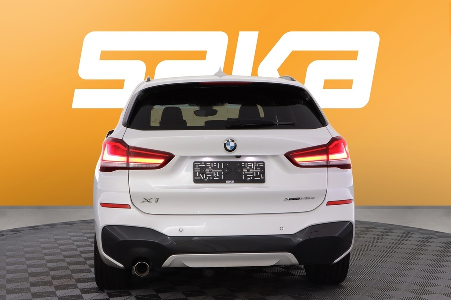 BMW X1 vaihtoauto