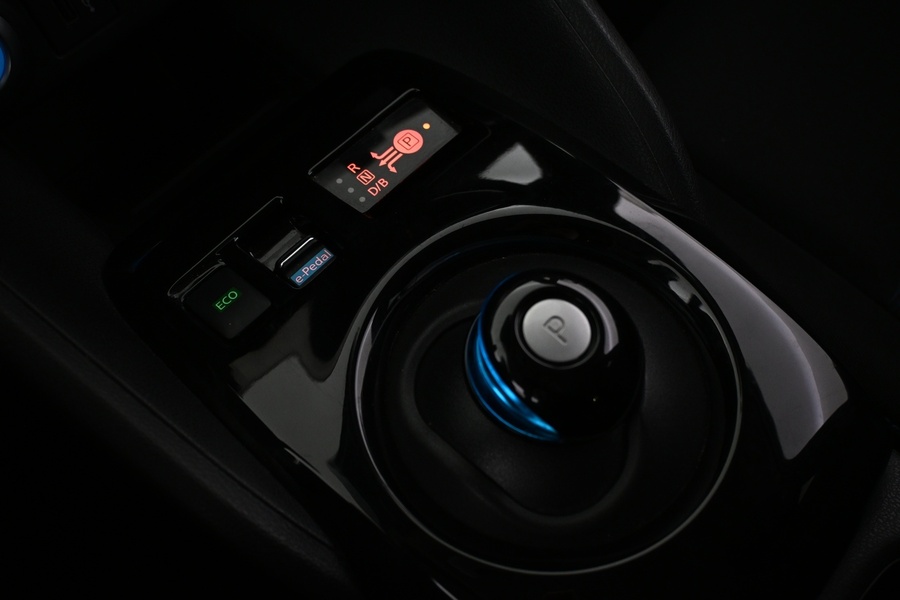 Nissan Leaf vaihtoauto