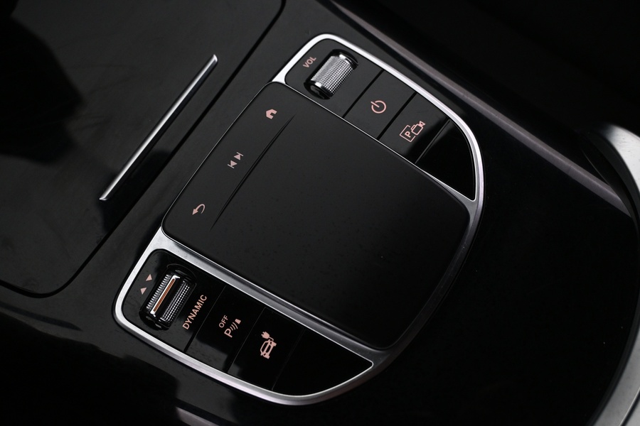 Mercedes-Benz EQC vaihtoauto