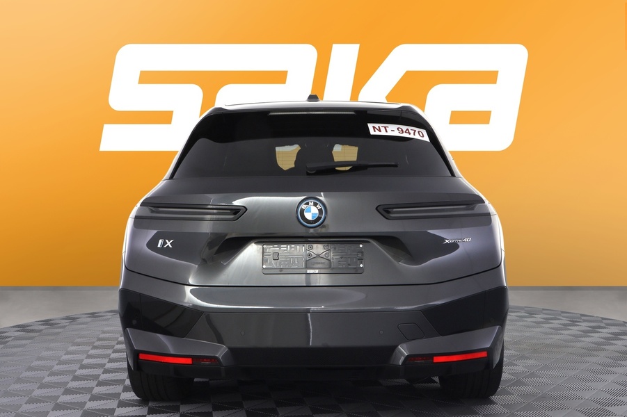 BMW iX vaihtoauto