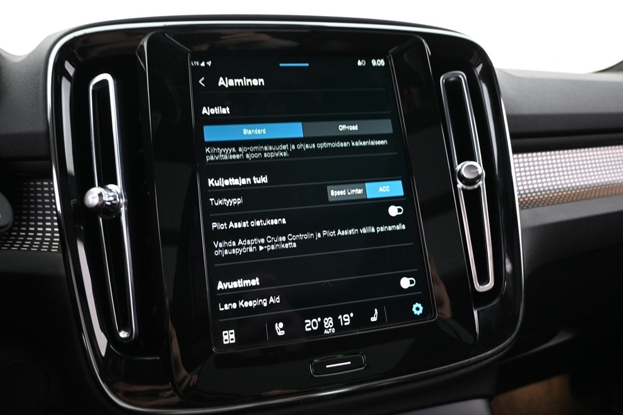 Volvo XC40 vaihtoauto