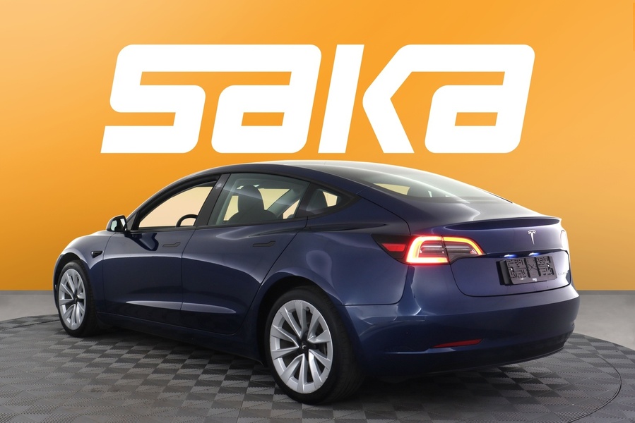 Tesla Model 3 vaihtoauto