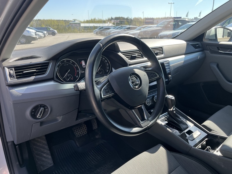 Skoda Superb vaihtoauto