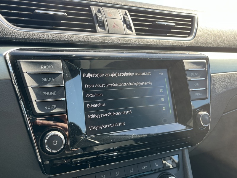 Skoda Superb vaihtoauto