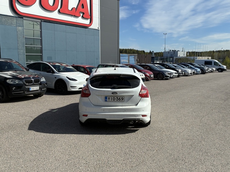 Ford Focus vaihtoauto