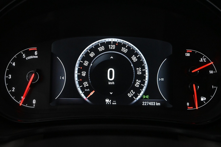 Opel Insignia vaihtoauto