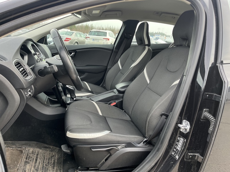 Volvo V40 vaihtoauto