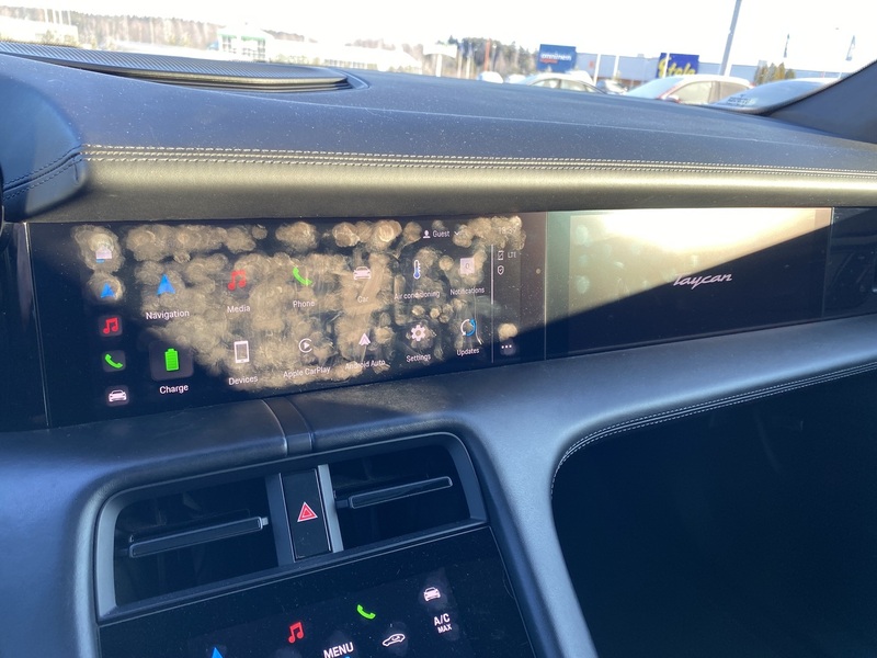 Porsche Taycan vaihtoauto