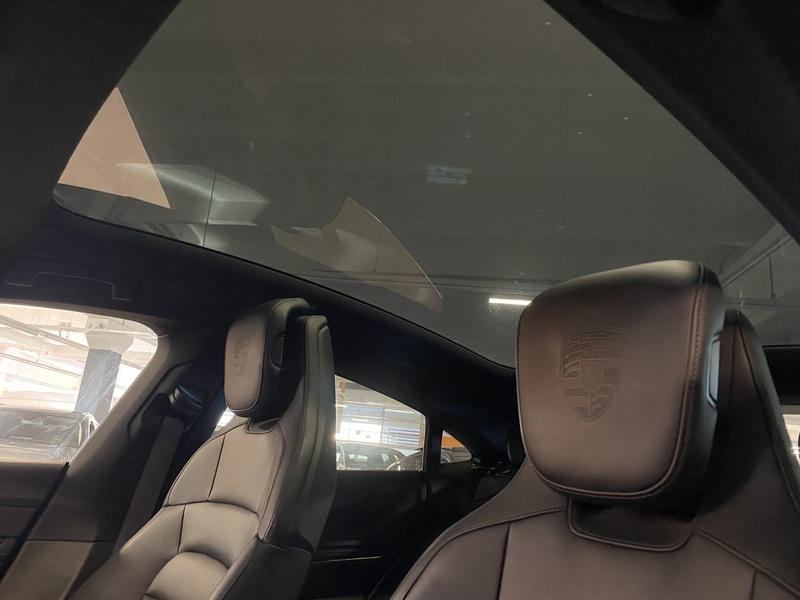 Porsche Taycan vaihtoauto