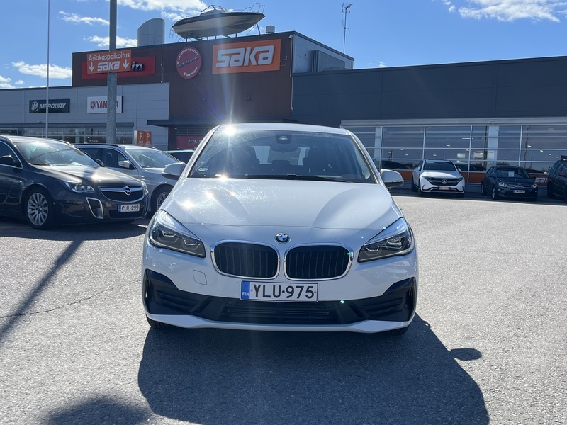 BMW 225 vaihtoauto