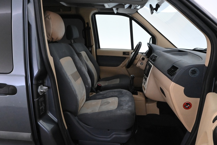 Ford Tourneo Connect vaihtoauto