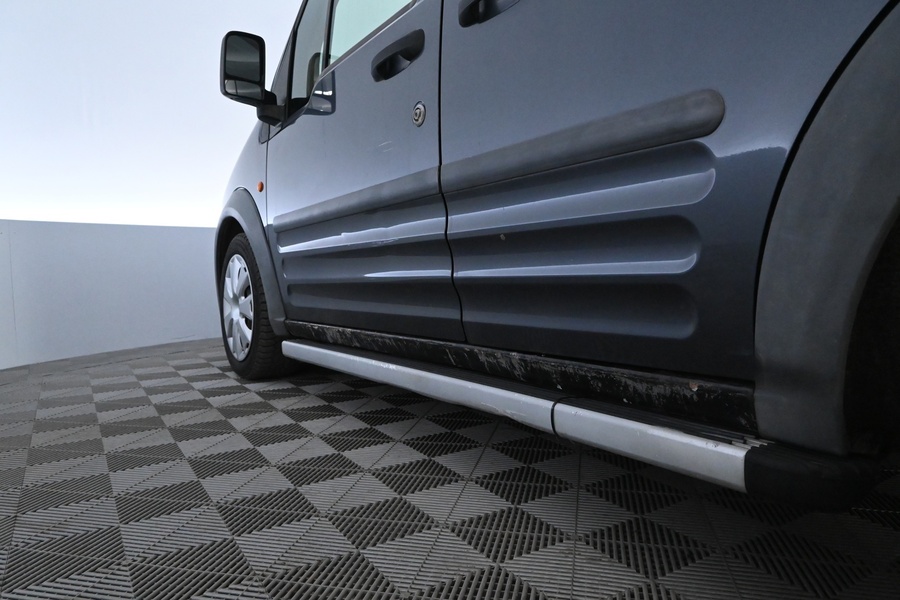 Ford Tourneo Connect vaihtoauto